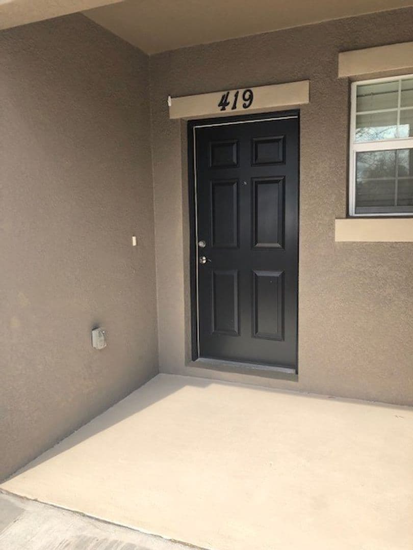 Brandon Apartment: 442 Belle Montclair Loop