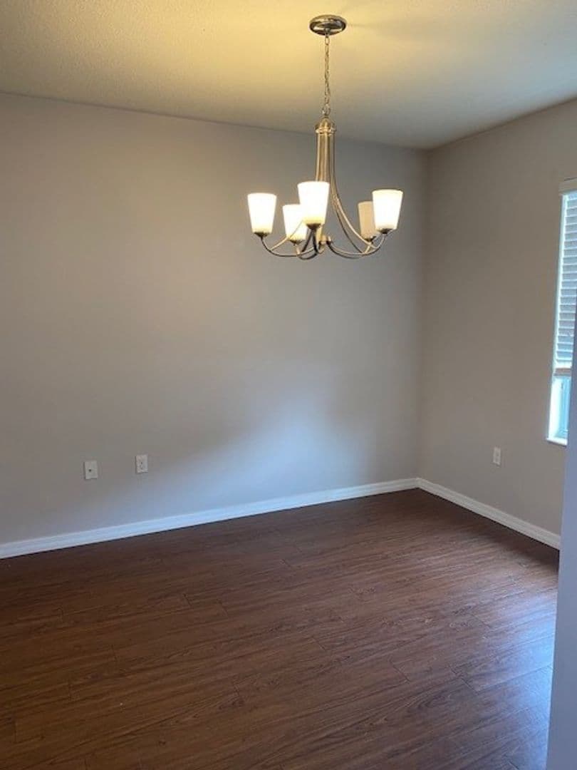 Brandon Apartment: 442 Belle Montclair Loop