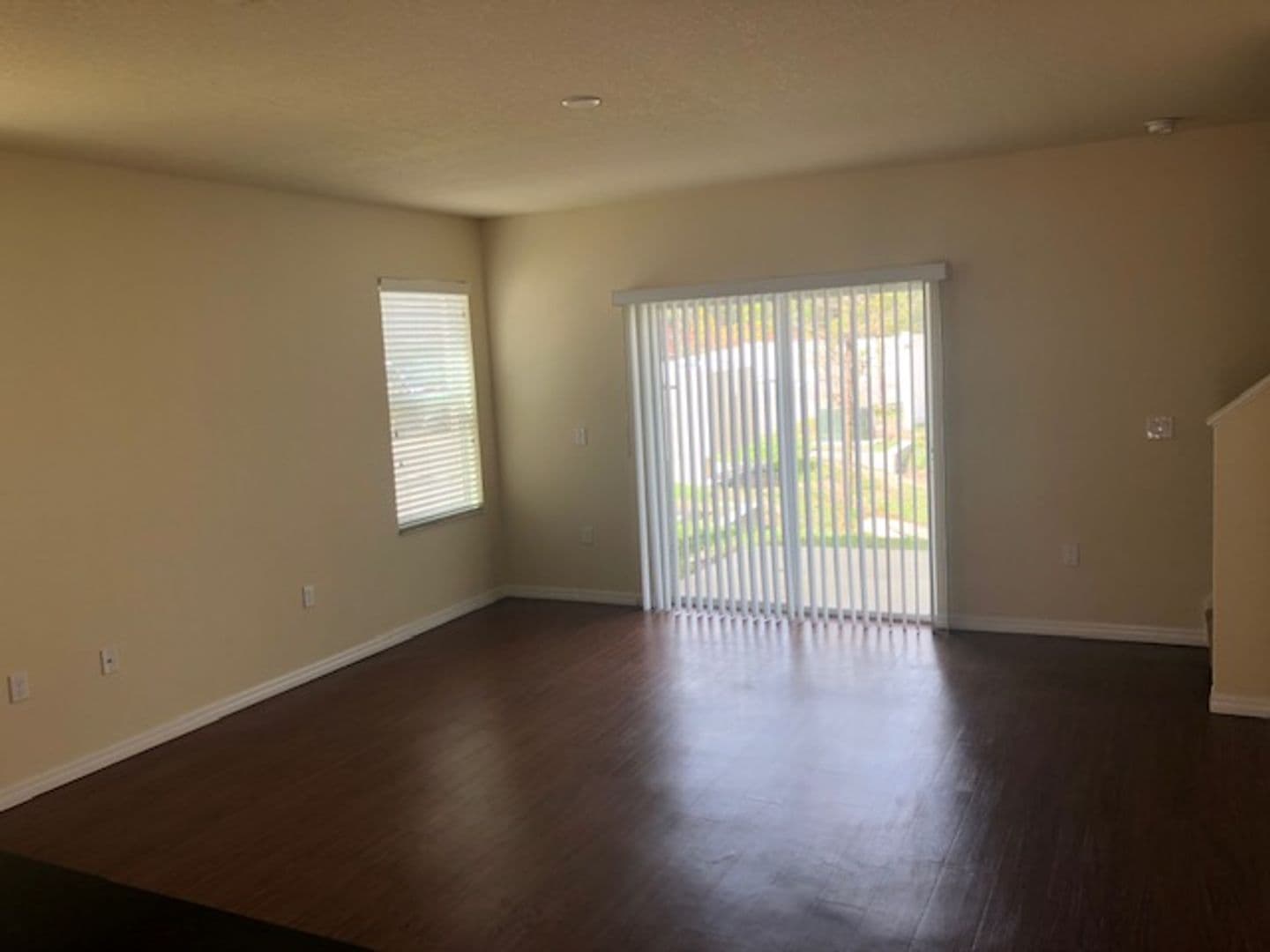 Brandon Apartment: 442 Belle Montclair Loop