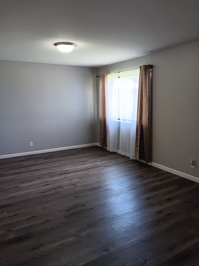 Mt. Morris Apartment: 1 S Ogle