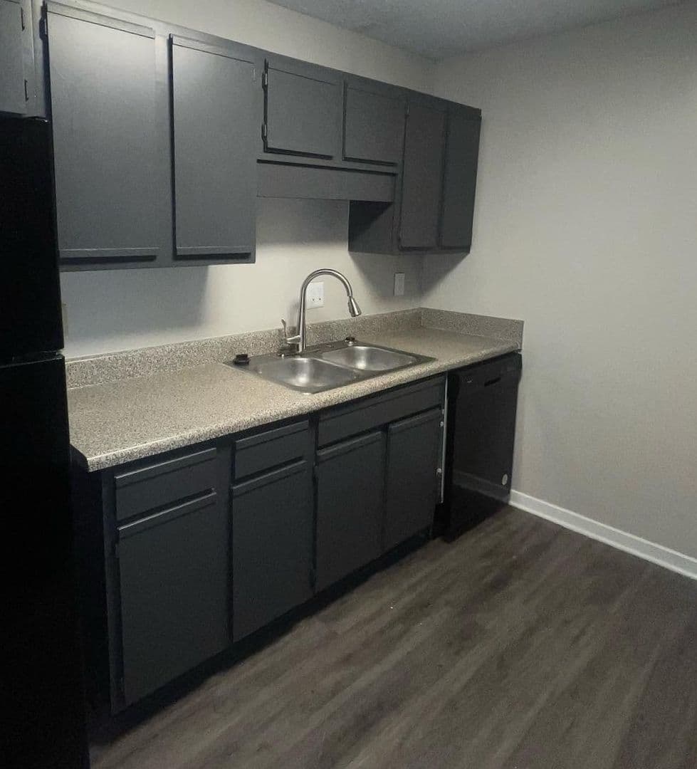 Jackson Apartment: 51 Northtown Drive
