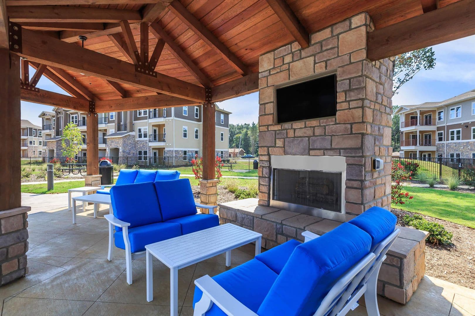 Memphis Apartment: 7885 Silver Spur Circle North