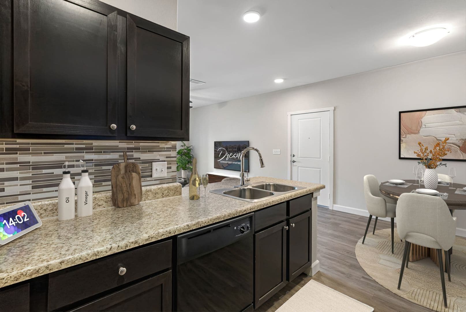 Memphis Apartment: 7885 Silver Spur Circle North