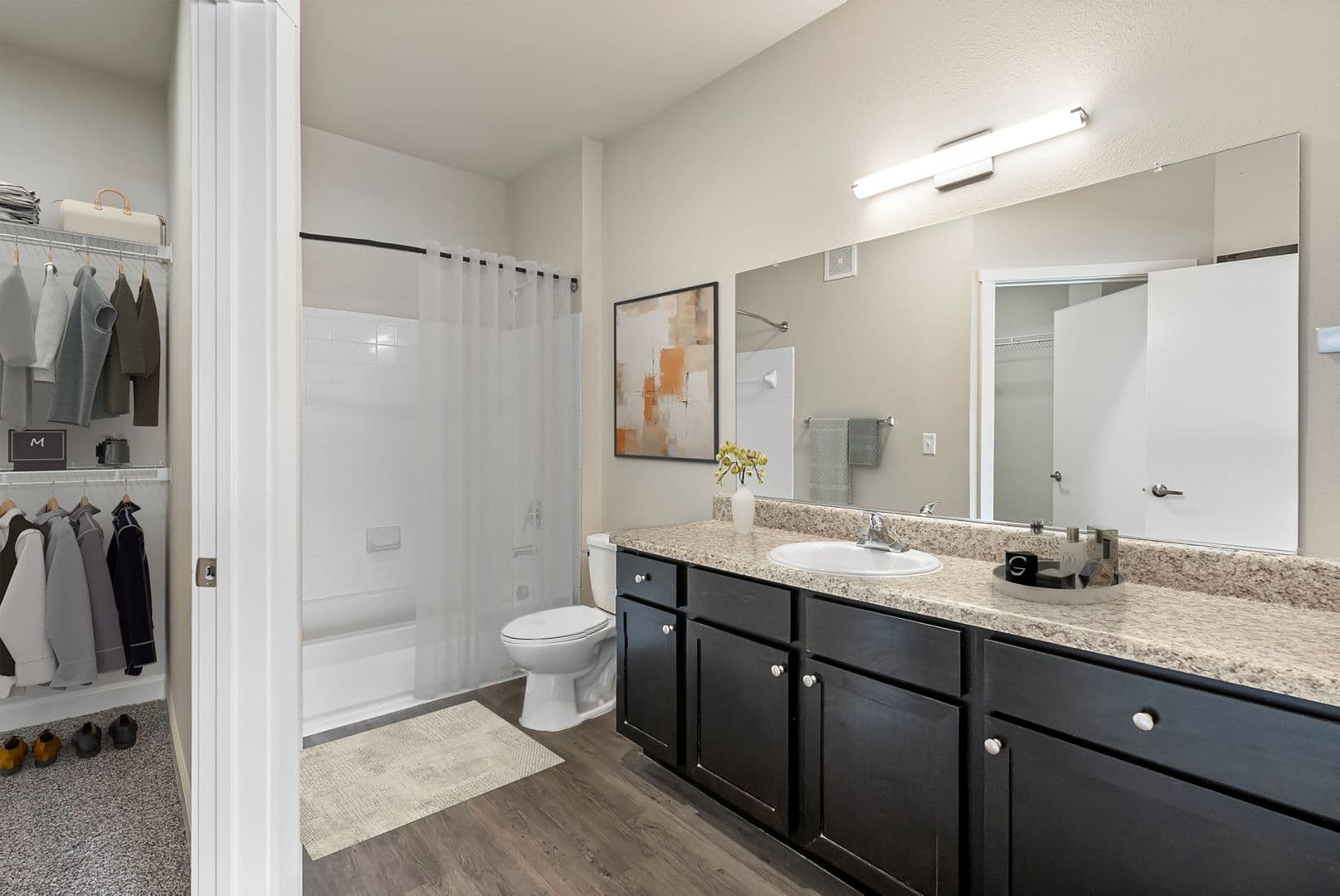 Memphis Apartment: 7885 Silver Spur Circle North