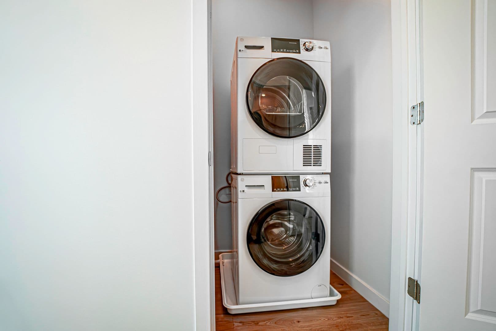 Allentown Apartment: 835 Hamilton St