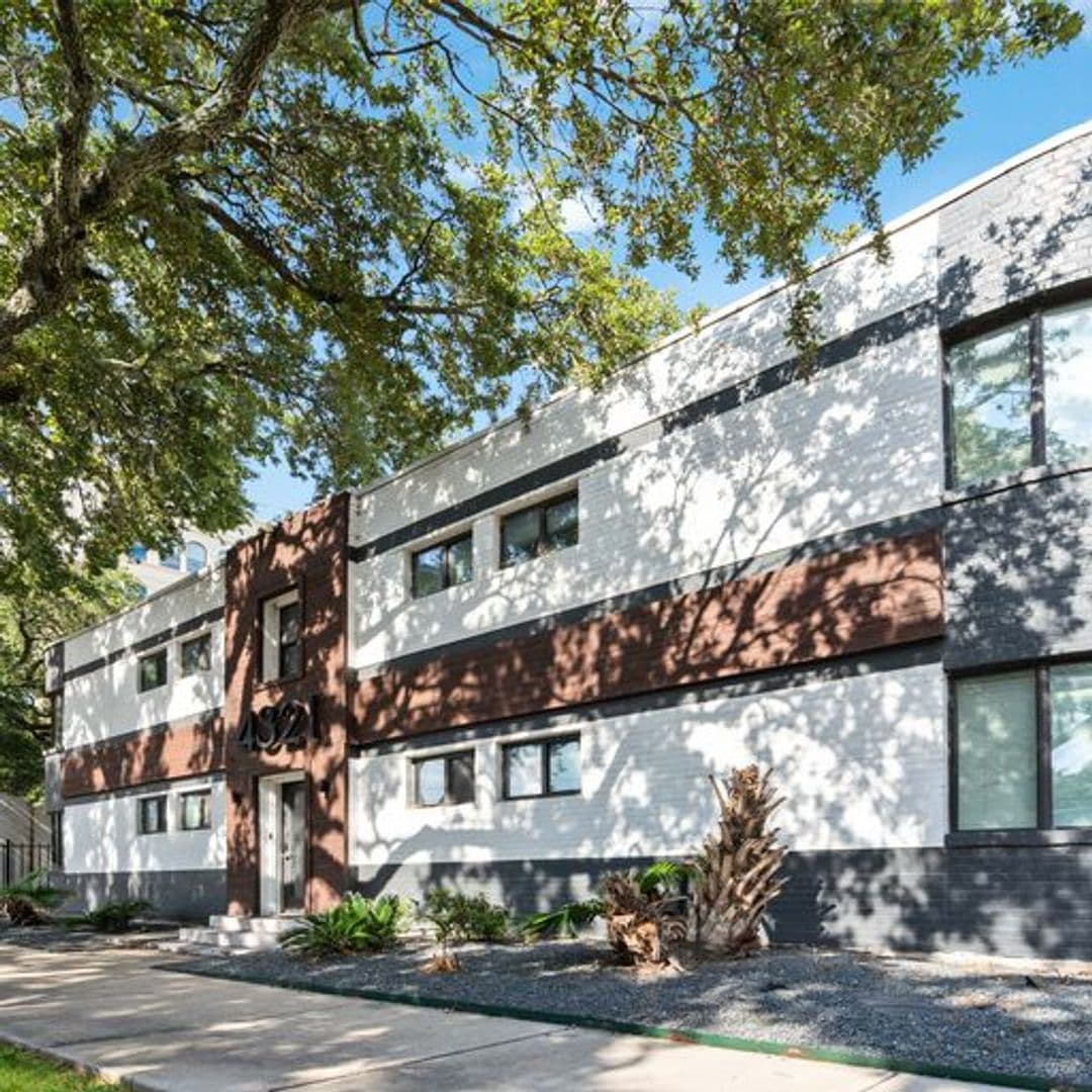 Houston Apartment: 4321 Mount Vernon St.