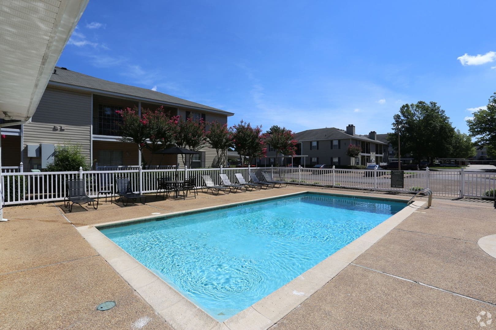 Jackson Apartment: 51 Northtown Drive