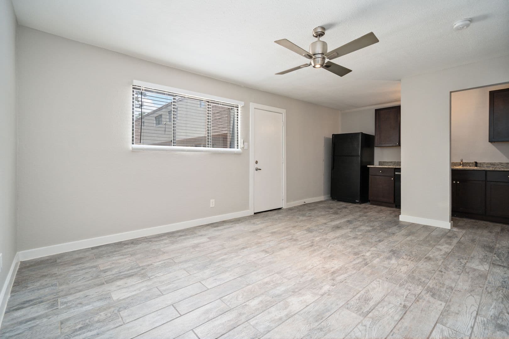 Houston Apartment: 1423 Kipling St.