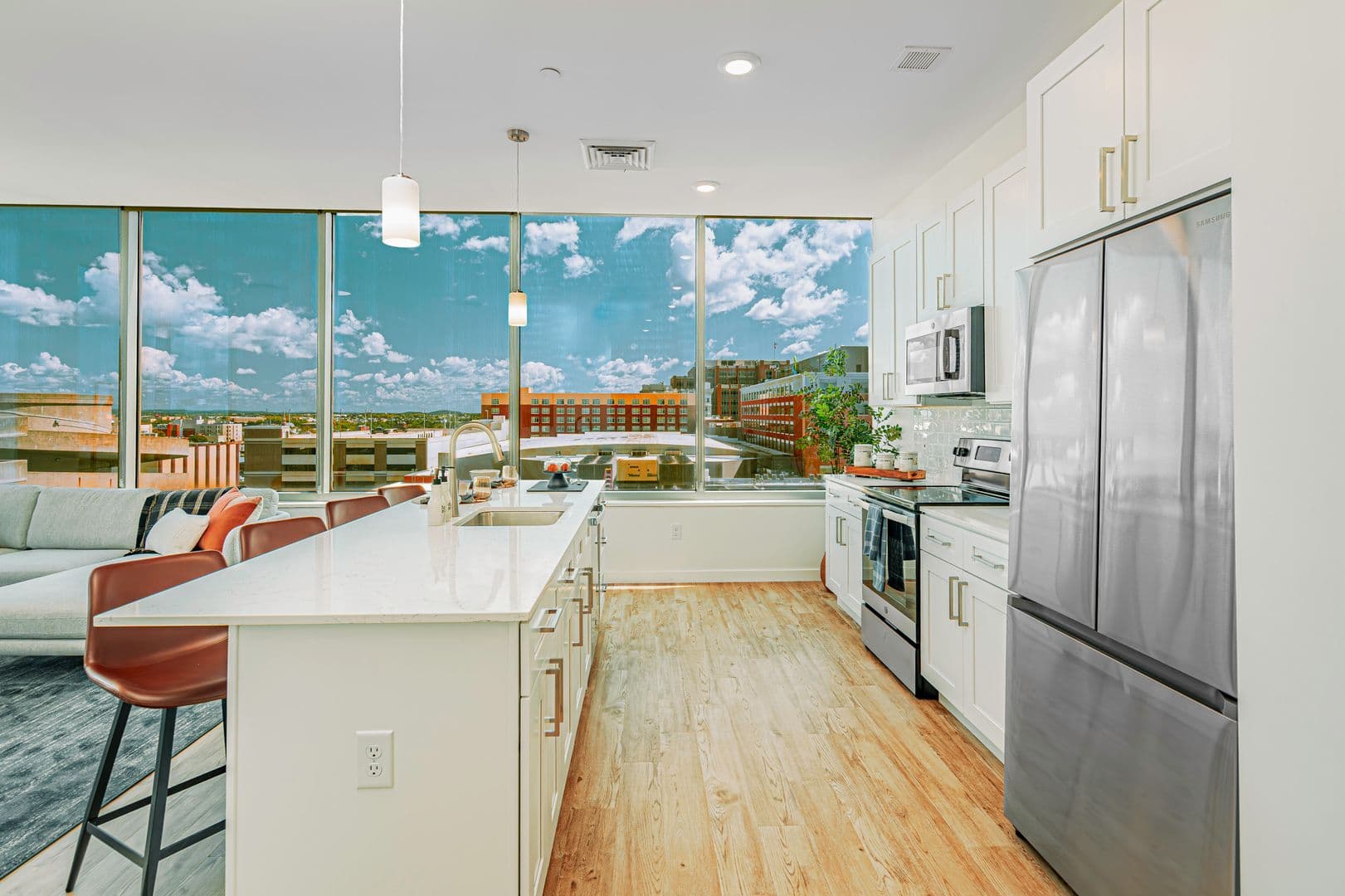 Allentown Apartment: 835 Hamilton St