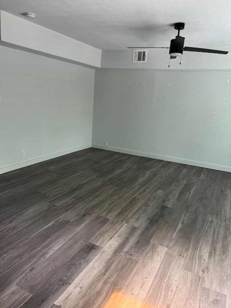 Houston Apartment: 606 Harold St.