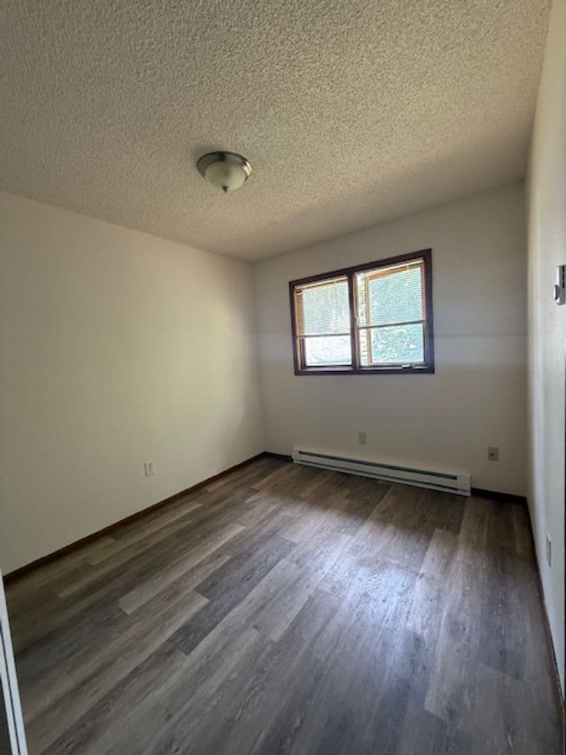 Coeur d Alene Apartment: 2416 N 6th St