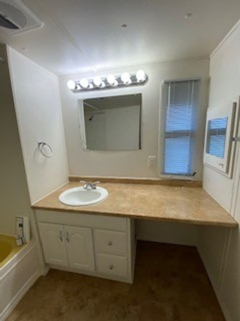 Rathdrum Apartment: 2175 W. Highway 53