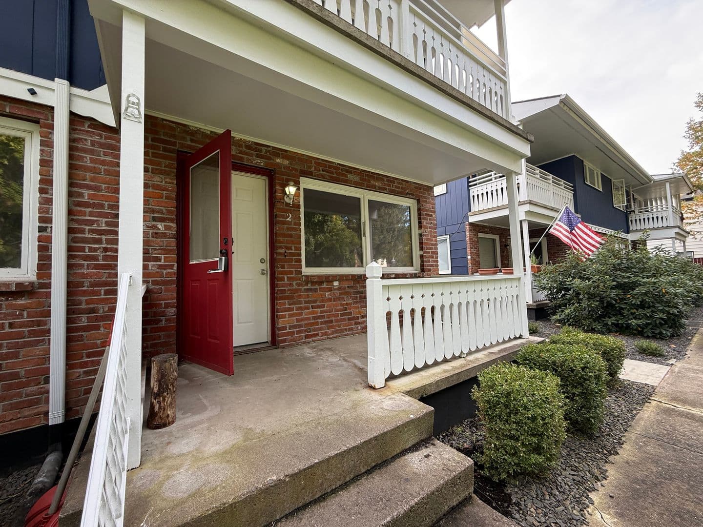 Coeur d'Alene Apartment: 722 E Coeur d' Alene Ave