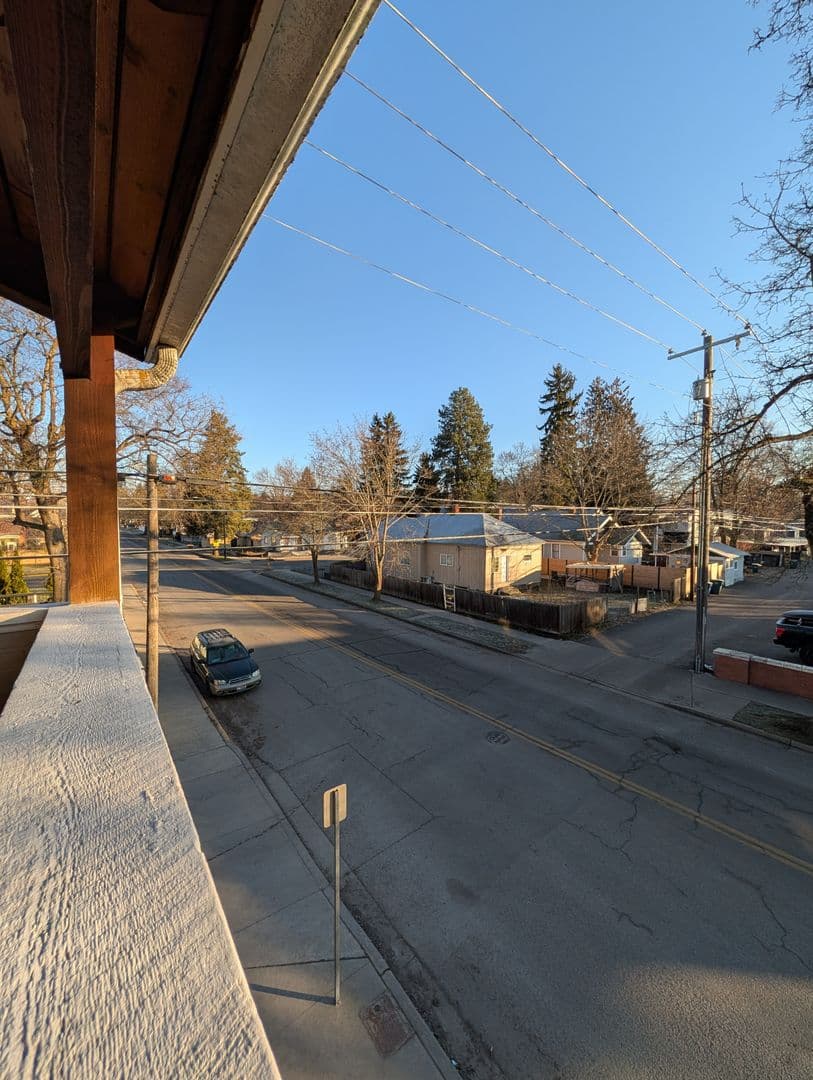 Coeur d' Alene Apartment: 621 E Lakeside Ave