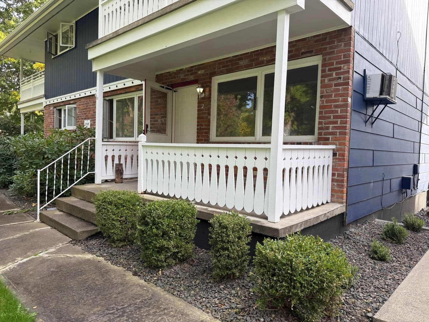 Coeur d'Alene Apartment: 722 E Coeur d' Alene Ave