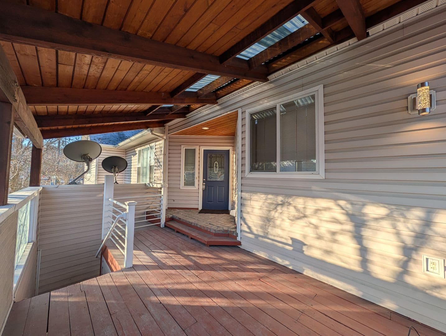 Coeur d' Alene Apartment: 621 E Lakeside Ave