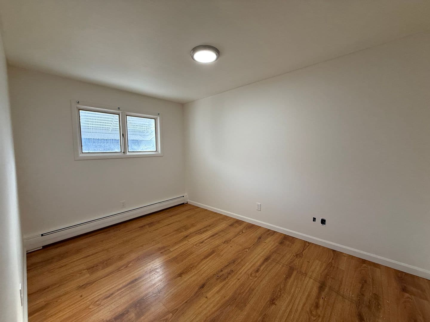 Coeur d'Alene Apartment: 722 E Coeur d' Alene Ave