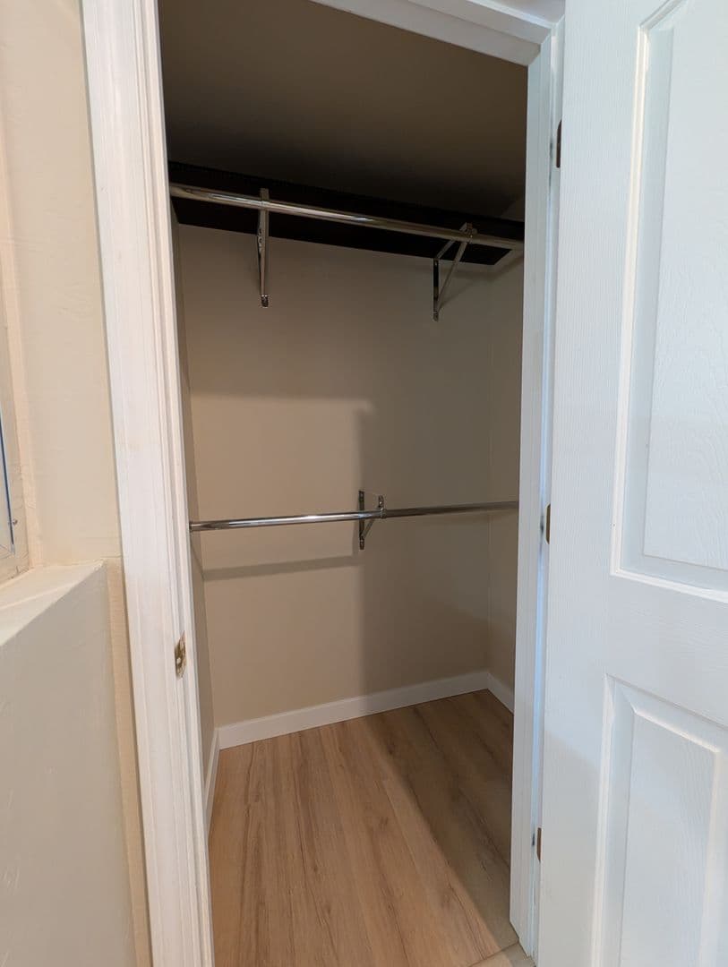 Coeur d' Alene Apartment: 621 E Lakeside Ave
