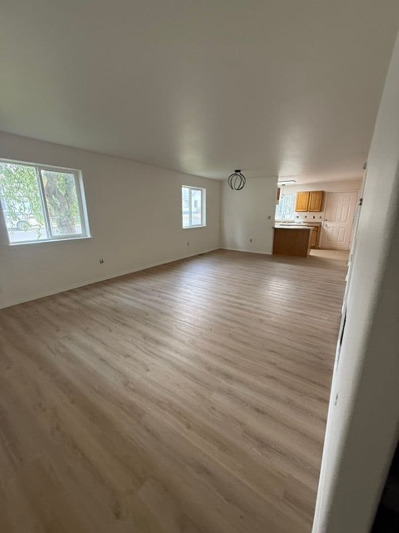 Coeur D Alene Apartment: 100 E Miller Ave