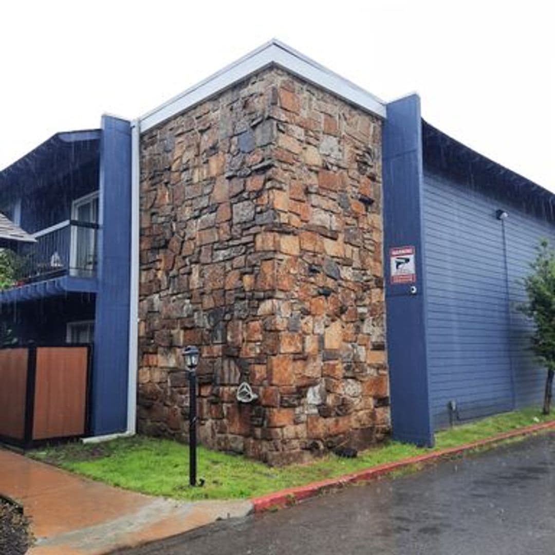 Tulsa Apartment: 5931 E. 33rd Ct.
