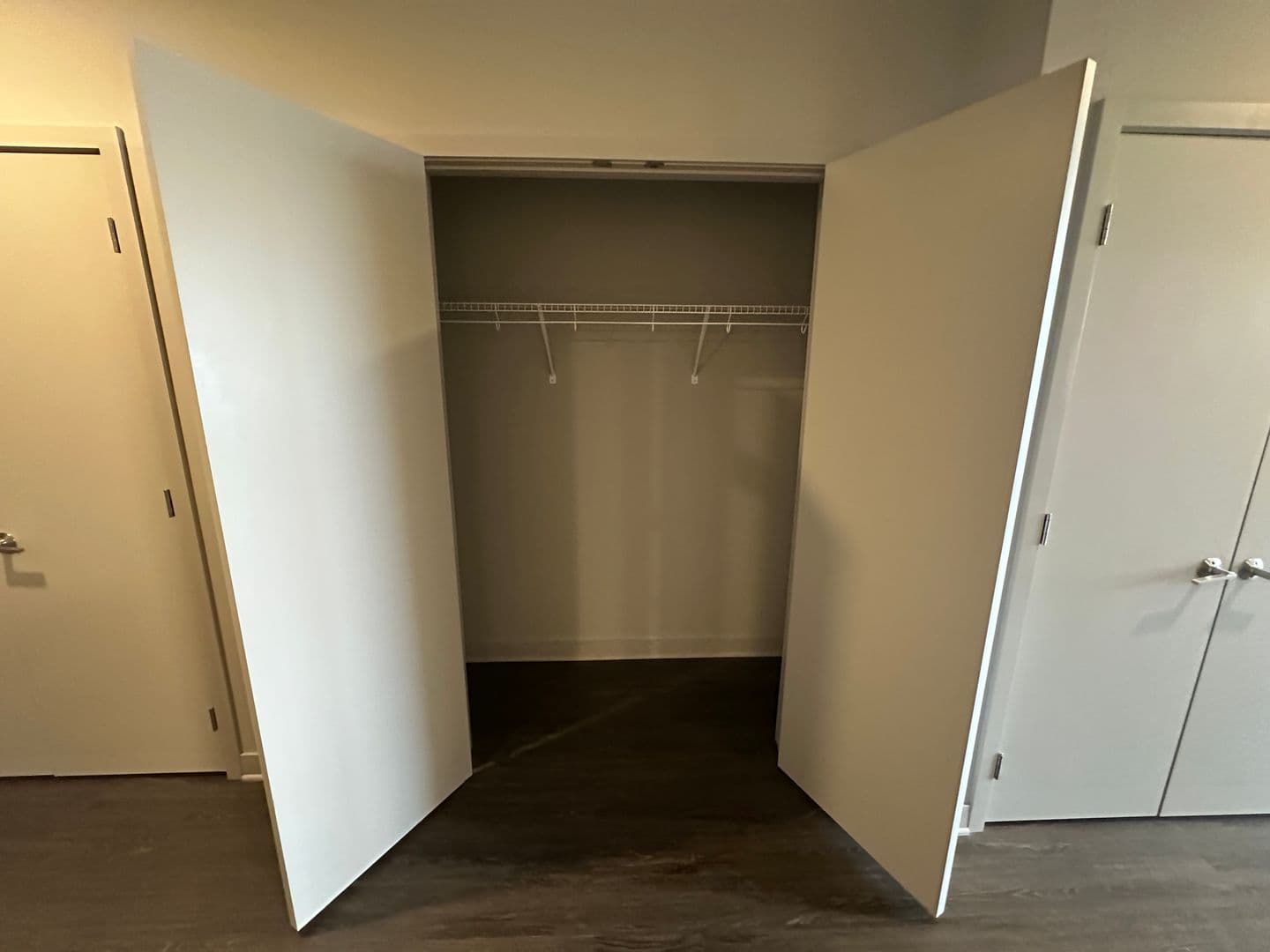 Minneapolis Apartment: 2520 S. 8th Street