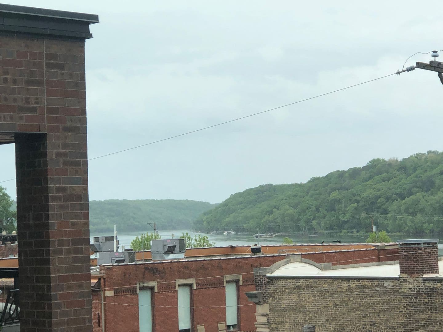 Stillwater Apartment: 200 Chestnut St E