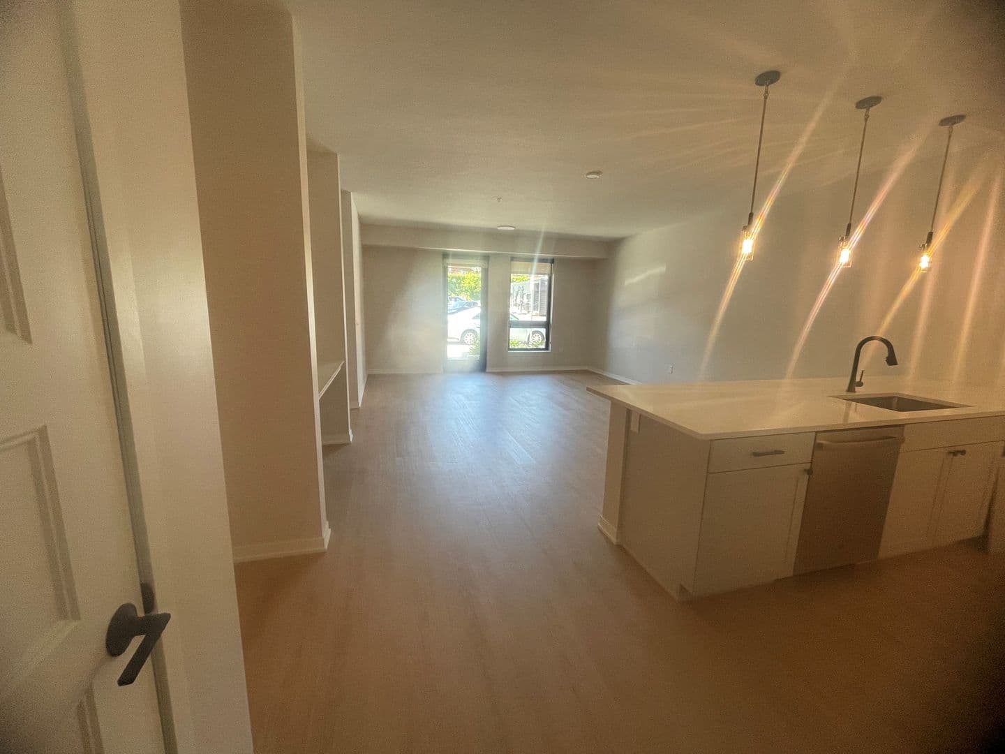 Stillwater Apartment: 200 Chestnut St E