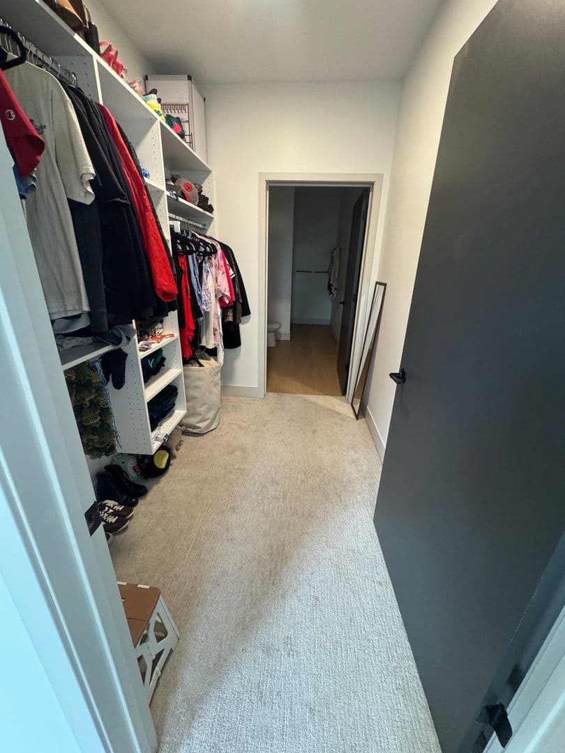 Robbinsdale Apartment: 4600 Lake Rd Ave