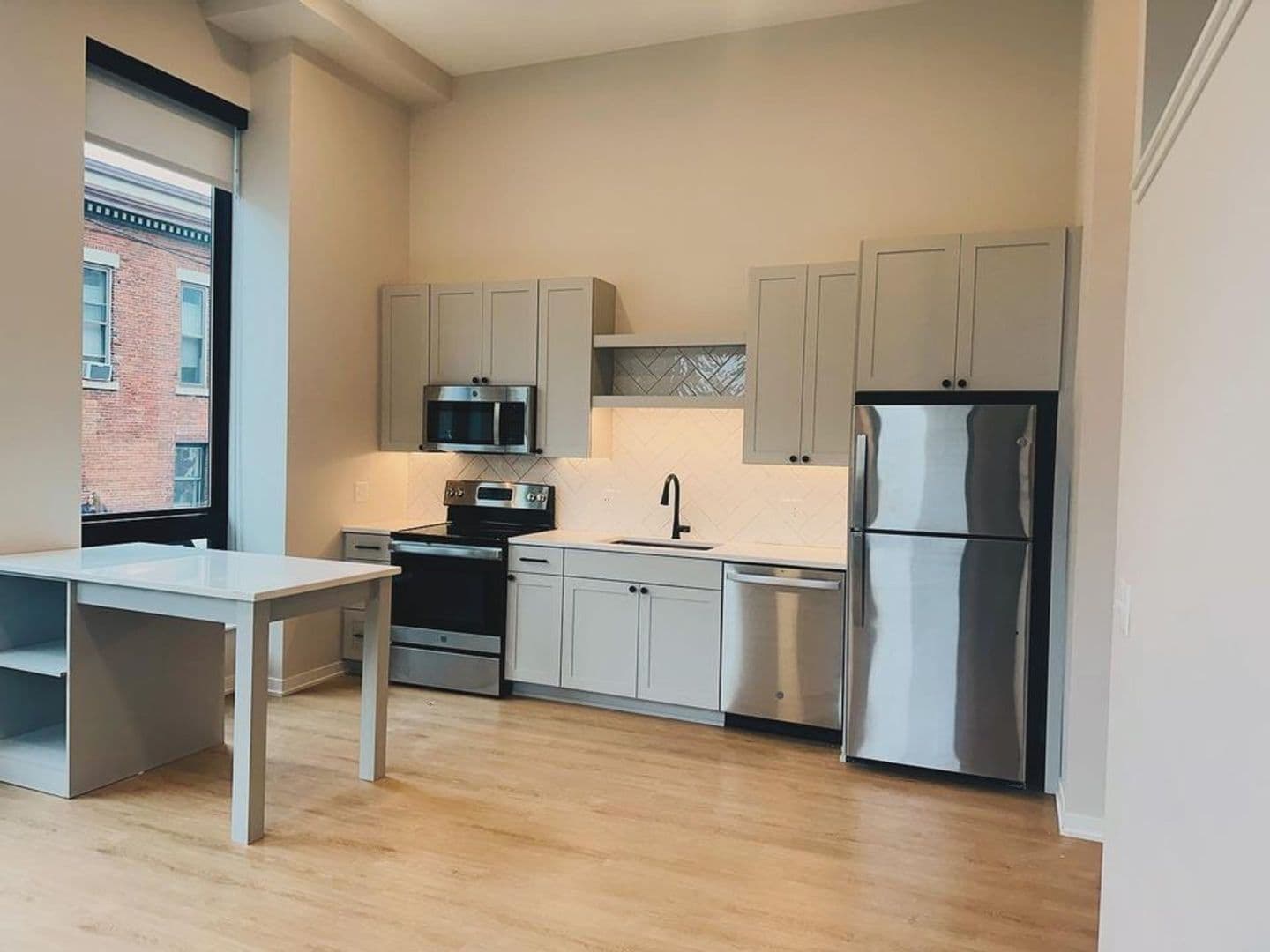 Stillwater Apartment: 200 Chestnut St E