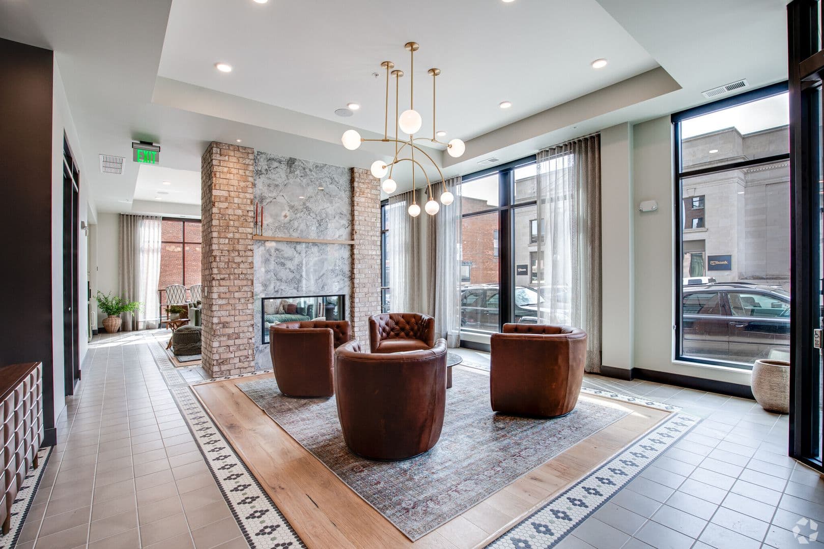Stillwater Apartment: 200 Chestnut St E