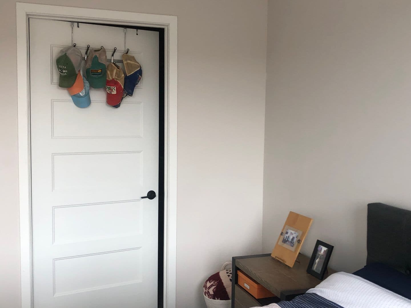 Stillwater Apartment: 200 Chestnut St E