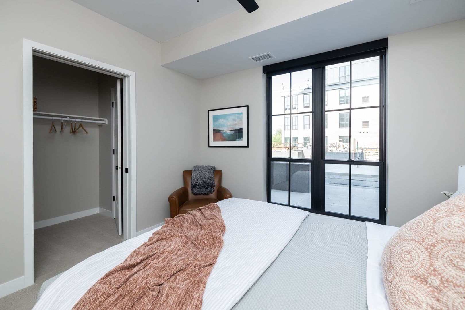 St. Paul Apartment: 695 Grand Ave