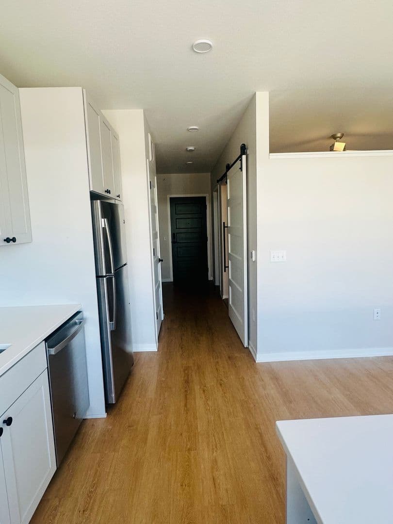Stillwater Apartment: 200 Chestnut St E