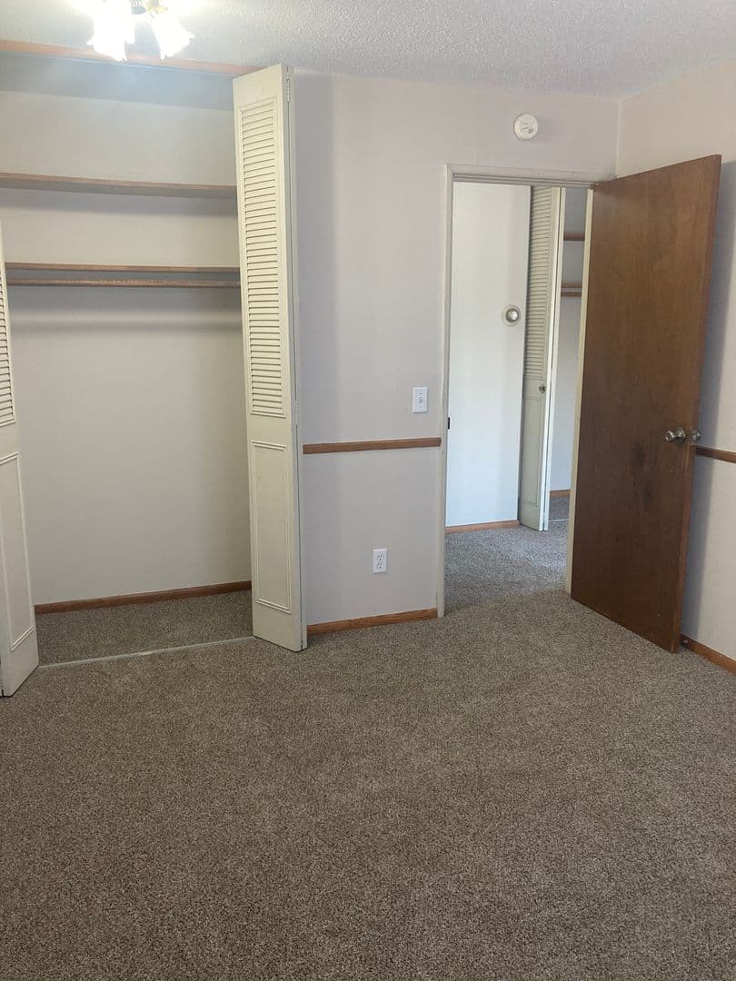 Minneapolis Apartment: 2801 Girard Ave. S.