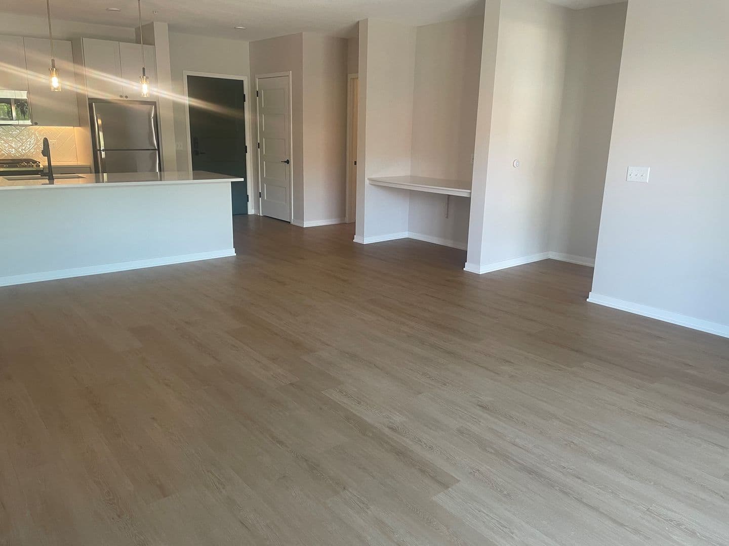 Stillwater Apartment: 200 Chestnut St E
