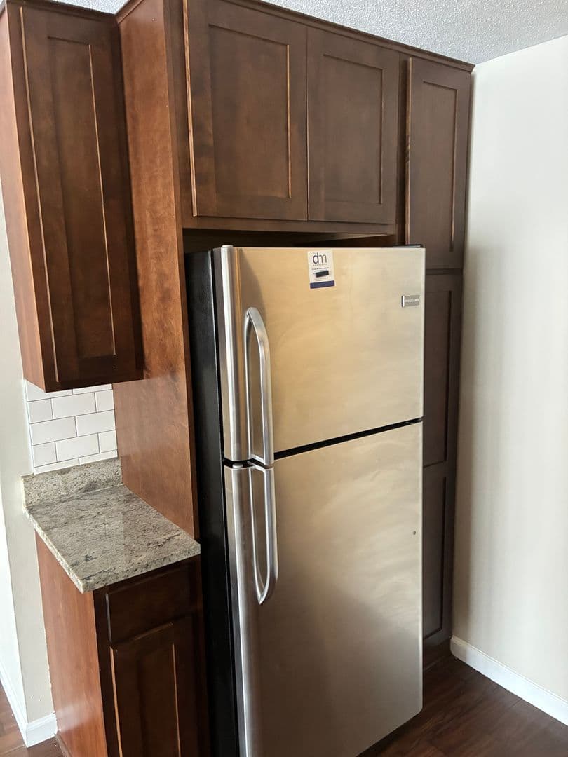 Minneapolis Apartment: 2801 Girard Ave. S.