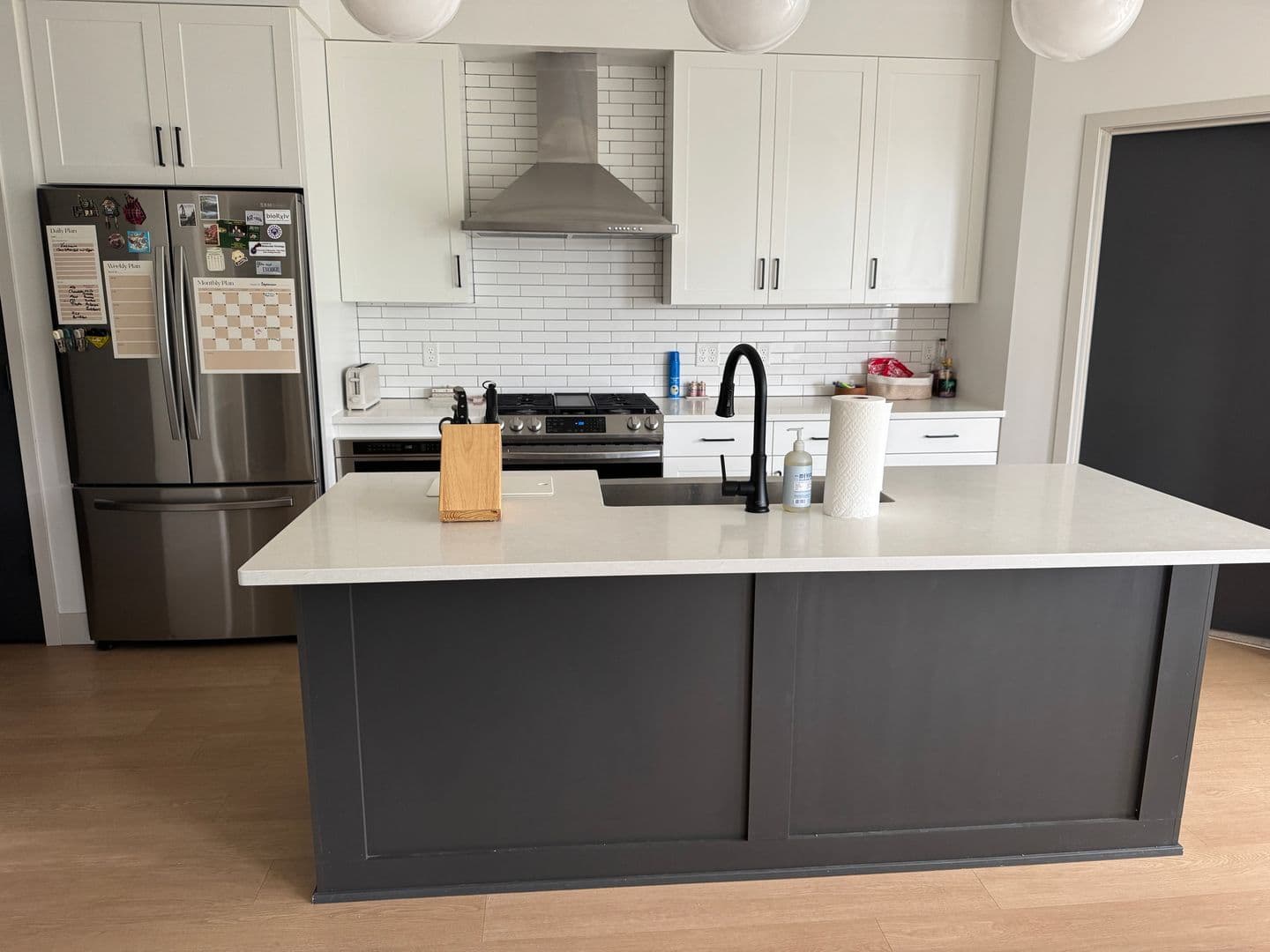 Robbinsdale Apartment: 4600 Lake Rd Ave