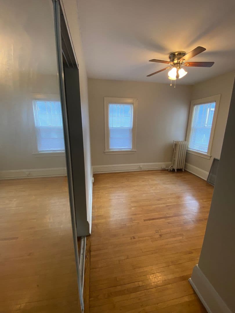 Minneapolis Apartment: 705 West 31st St