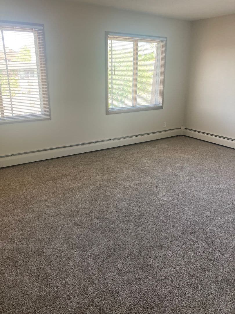 Minneapolis Apartment: 2801 Girard Ave. S.