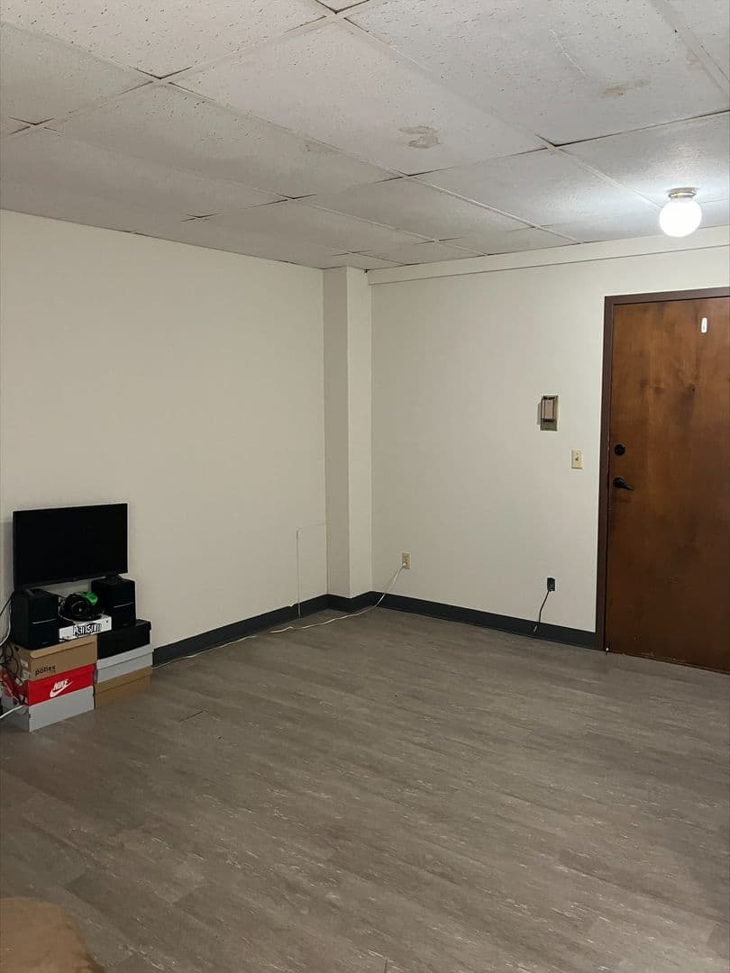 Rochester Apartment: 620 2nd St. SW