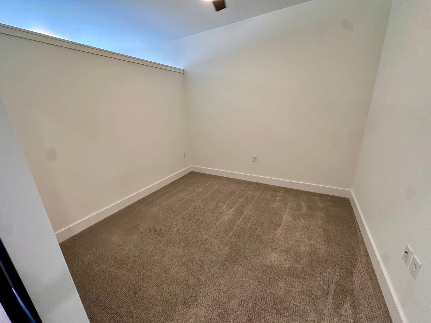 St. Paul Apartment: 84 W Water Street