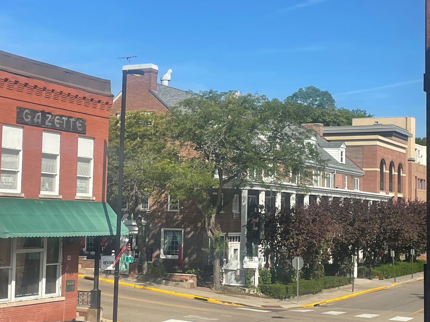 Stillwater Apartment: 200 Chestnut St E