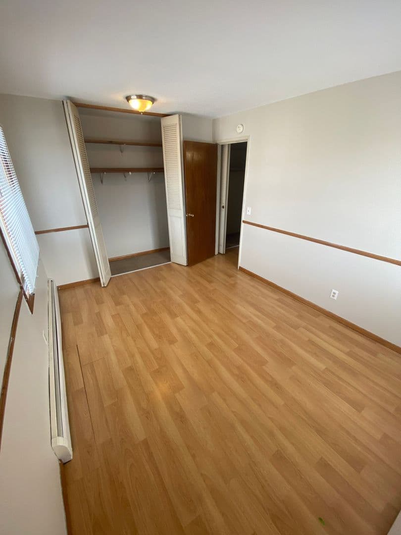 Minneapolis Apartment: 2801 Girard Ave. S.
