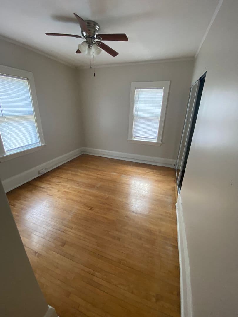 Minneapolis Apartment: 705 West 31st St