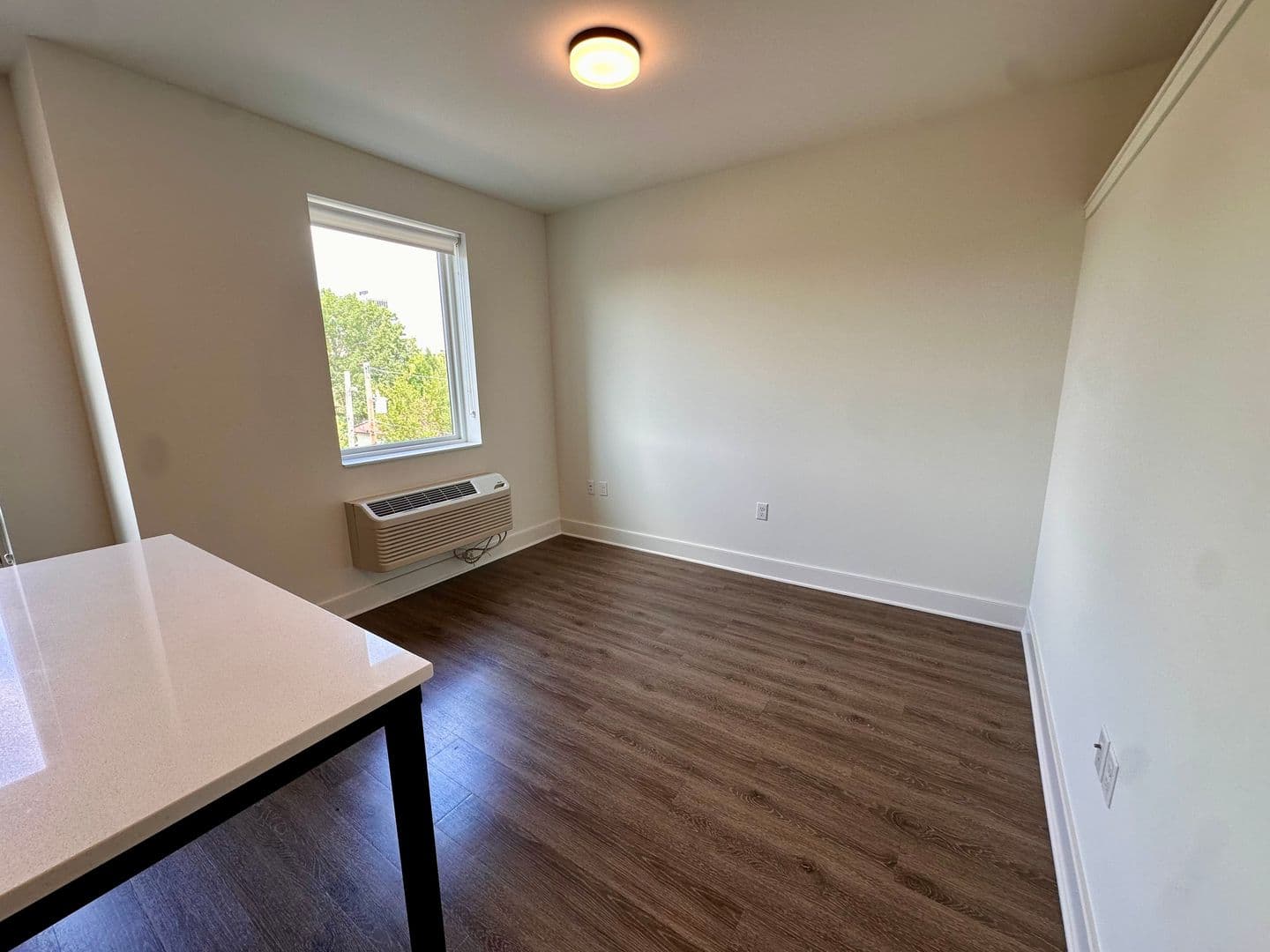 St. Paul Apartment: 84 W Water Street