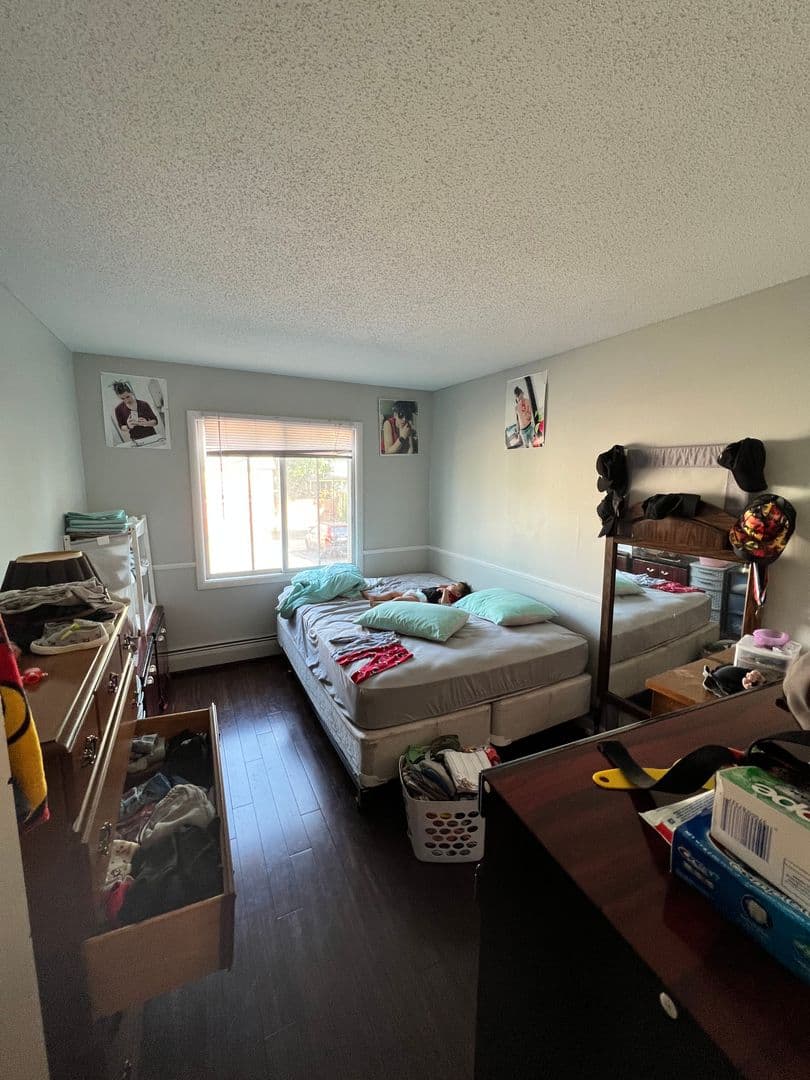 Minneapolis Apartment: 2801 Girard Ave. S.