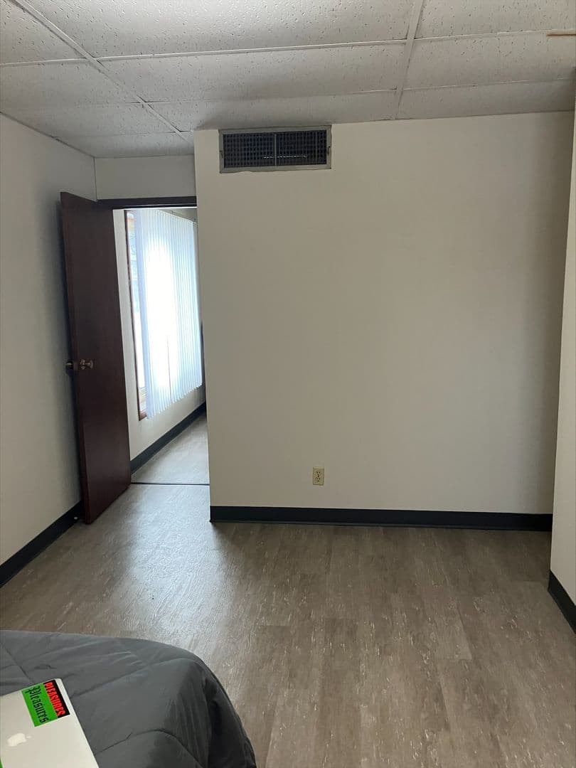 Rochester Apartment: 620 2nd St. SW