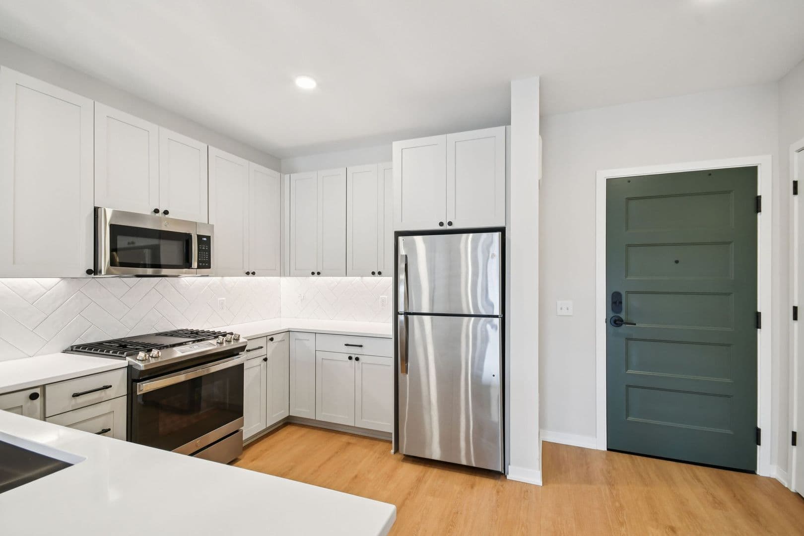 Stillwater Apartment: 200 Chestnut St E
