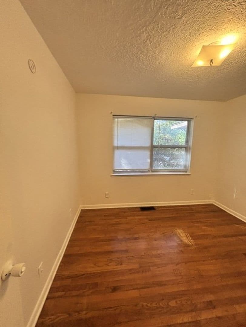 Norman House: 2425 Butler Drive