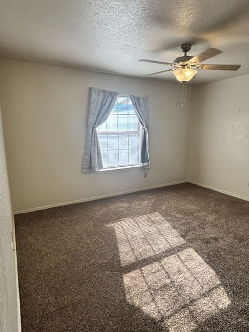 Norman Condo: 3000 S Chautauqua Ave #148